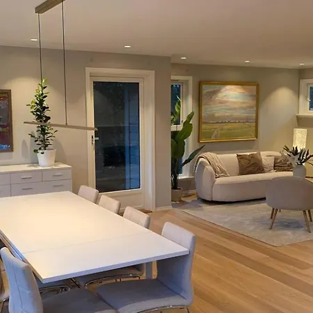 Luxury Scandinavian 3-bedroom House Near Ons With Parking Stavanger